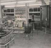 Interiör från Konsumbutiken på Frejagatan, (butik 48), 1954.