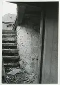 Källartrappa i en fastighet i kvarteret Skrivaren 42.

Foto: MOrn 2.11.1970