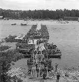 Krigsbrobygge vid Svea Ing:1 kåren. Älvkarleby. Augusti 1944