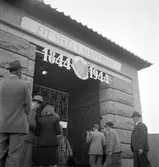 Konsum Alfa. Eldfesten på Strömvallen. Ett sekel i samverkan. Kooperationen. Den 27  Augusti 1944

