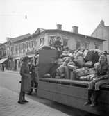 Klädinsamling för finska flyktingar. November 1944

