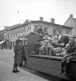 Klädinsamling för finska flyktingar. November 1944

