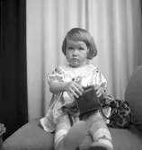 Gunnel Larsson, Floravägen 13. 1937
