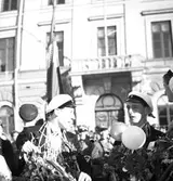 Studenter på Rådhustorget . Den 3 Juni 1941

