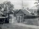 Utsikt mot söder från Gamla kyrkogården i Kalmar med Vasagatan i blickfånget.