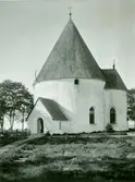 Hagby kyrka. En rundkyrka.