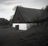 Källare till ladugård vid Fågelvik.