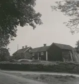 Bostadshus och lada i Baggetorp.