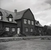 Huvudbyggnaden på Värnanäs herrgård.