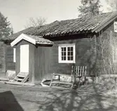 Borgen, ett bostadshus i liggtimmer och korsknut i Pilö.