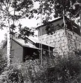 Hjul och blästerhus under restaurering.