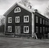 Gaveln på ett bostadshus i Broby.