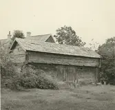 Loftbod på en ödegård i Gillberga.