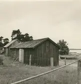 En sjöbod vid fiskeläget i Norrböda.