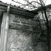 Reklamskylt för taktäckare.