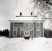Biblioteket, före detta stationen.