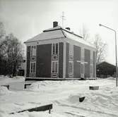 Biblioteket, före detta stationen.