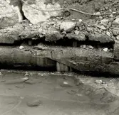 Arkeologisk utgrävning inför byggandet av nya landstingshuset. Bastionen Carolus Nonus. Detalj av bastionens underliggande träkonstruktion - 