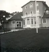 Biografen Saga med entrén till vänster.