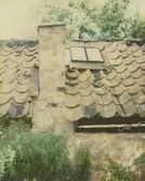 Liten byggnad i kv Björken.