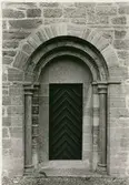 Norra korsarmens portal på Gärdslösa kyrka.