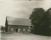 Motiv från en gård i Totebo.