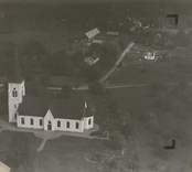 Fagerhults kyrka från luften.