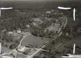 Flygfoto över Kråksmåla med bland annat ålderdomshemmet.