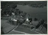 Flygfoto över Hjorteds kyrka.