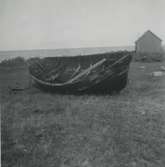 En uppdragen båt på Strantorp.