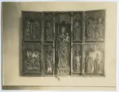 Det mindre altarskåpet efter restaureringen. Skall vara krigsbyte från Elbing och skänkt av en Bagge på Berga.