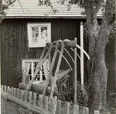 Valåkra by nummer sex, ställ till liarna.