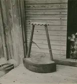 Piphylla från Korparyd. Höjd 51; bredd 39 cm.