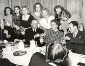 En insamling vid en kaffeservering.