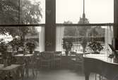 Restaurang Byttan byggdes om 1939. Arkitekten Sven Ivar Lind gav byttan dess nuvarande modernistiska still. Byttan har funnits i Stadsparken sedan 1880.
1939 revs den ursprungliga Byttan.

Foto 1940-07-27.