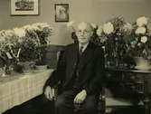 Skomakare Gustav Johansson på 70-årsdagen den 9/1948. Fotografiet är taget av brorsonen Åke Tullgård.