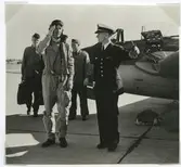 Kalmar, Törneby, F12. Överste Carlgren till höger.