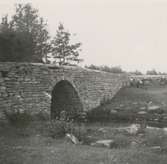 Bron i norra Kvinneby.