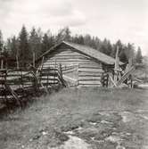 Gammal boplats vid landsvägen mellan Hökfors och Sandslätt.