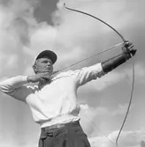 Bågskyttetävlingar.
Maj 1956.