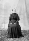 Ateljé. Dam. Fotograf: Axel Lundbäck.Gullspångssamlingen.Bilder från Gullspång med omnejd.