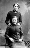 Firman Ad. Lidwall i Tidaholm etablerades 1862. Mivis Lidwall f. 1856 och Adolf Lidwall drev den tillsammans med sin dotter Signe.