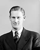 Firman Ad. Lidwall i Tidaholm etablerades 1862. Mivis Lidwall f. 1856 och Adolf Lidwall drev den tillsammans med sin dotter Signe.