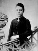 Amanda Wallin, småskollärarinna i Hornborga 1889 - 92. Förut lärarinna i Skärv. Född 1859 11/3 i Skara. Gift 1892 med bagare John Olsson Edholm i Björkelund, Axvall.
