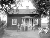 Nylund ligger mitt emot Knutstorp.

Kapten Sigge Flachs samling, Prinshaga, Axvall.

Fotograf: Maria Berg, född Flach.