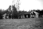 Björkulla Skola i bakgrunden.

Reprofotograf: Gunnar Berggren.