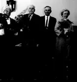 Gåva av Thure Elgåsens sterbhus. 
Thure Elgåsen. f. 26/6-1910 d. 6/9-1985. 
Tivedenkännare, konsthantverkare, scoutledare och hembygdsföreningsman.