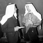 Thure Elgåsen. f. 26/6-1910. d. 6/9-1985. 
Tivedenkännare, konsthantverkare, scoutledare, hembygdsföreningsman.
Övrig information se personarkiv i Västergötlands museum, Skara.