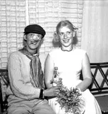 Skara. 
Möhippa på Järnvägshotellet 21.9.1964.