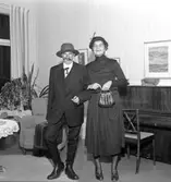 Skara. 
Möhippa på Järnvägshotellet 21.9.1964.